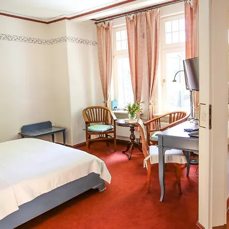 Altstadthotel Twardokus 호텔 아우리흐