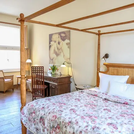 Altstadthotel Twardokus מלון אאוריך